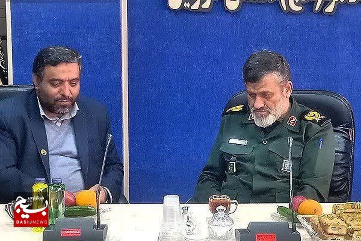  

سپاه پای کار خدمت به محرومین و نیازمندان