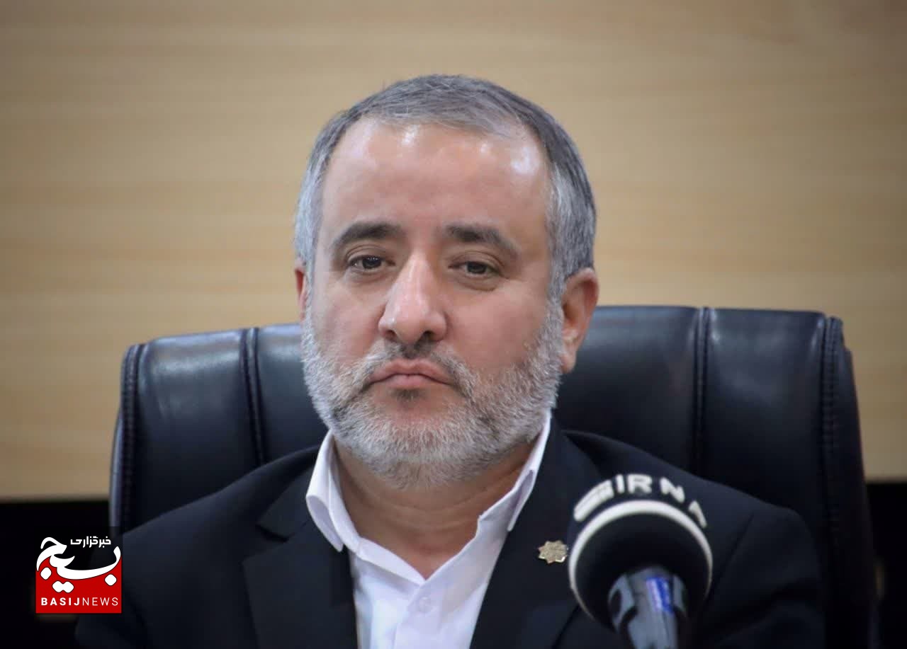 خدمتگزاری مطلوب، تکریم ارباب رجوع و کار راه اندازی، وجهه پیدا و نمایان فرهنگ عمومی