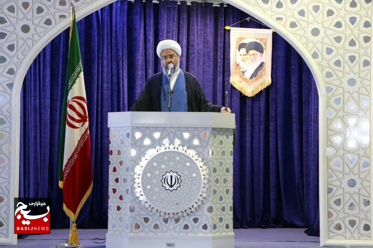 امام جمعه ماهدشت کرج از تغییر یکباره شهردار گلایه کرد امام جمعه ماهدشت کرج از تغییر یکباره شهردار گلایه کرد