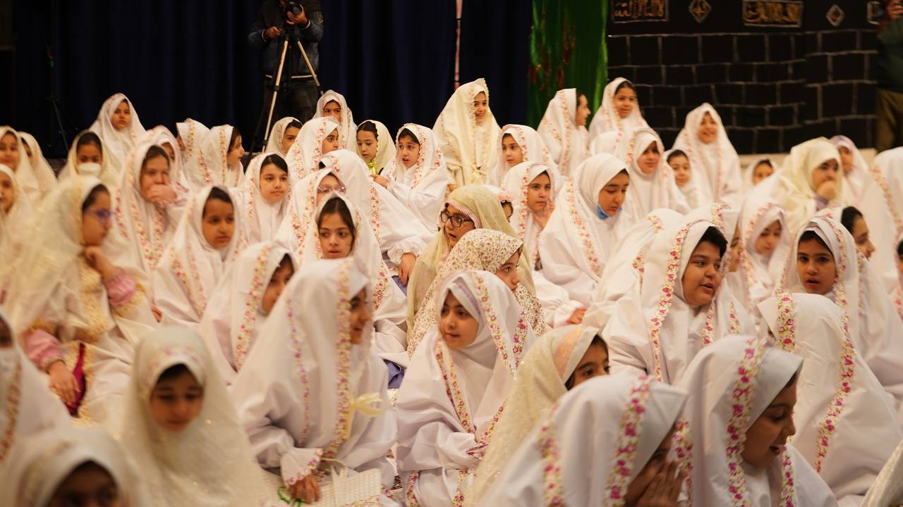 عهد فرشتهها با خدا در تهران عهد فرشتهها با خدا در تهران