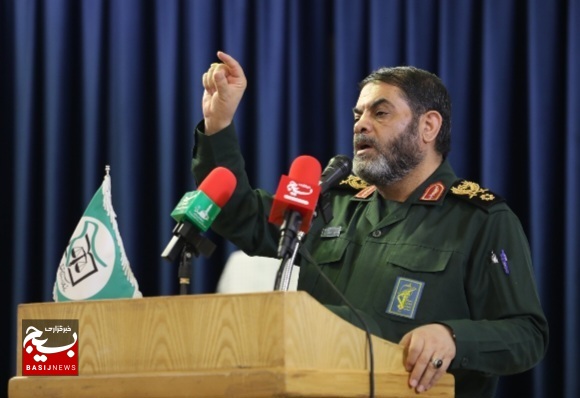 ما ناموسپرستی را از عاشورا یاد گرفتیم ما ناموسپرستی را از عاشورا یاد گرفتیم