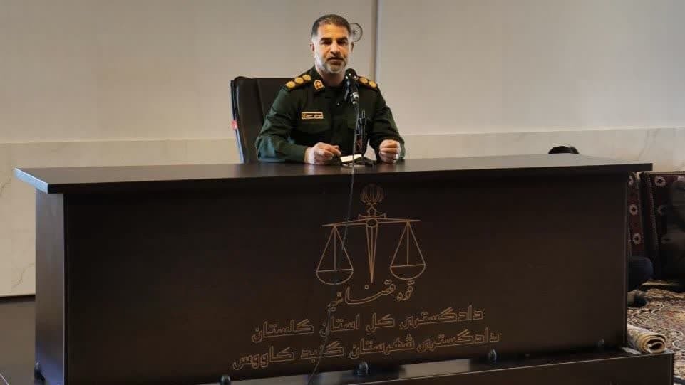 با تحقیق فرد اصلح و انقلابی را برای مسئولیت سنگین اداره حکومت انتخاب کنند/عدالت اجتماعی سبب جلوگیری از آسیب ها در سطح جامعه خواهد شد با تحقیق فرد اصلح و انقلابی را برای مسئولیت سنگین اداره حکومت انتخاب کنند/عدالت اجتماعی سبب جلوگیری از آسیب ها در سطح جامعه خواهد شد