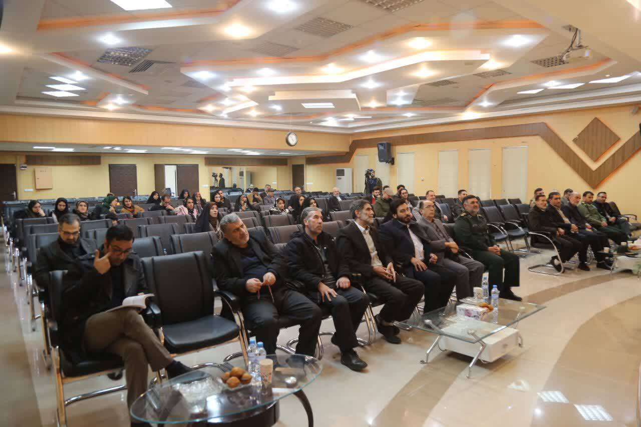 هنرمندان زنجانی در جشنواره صدف زخمی خوش درخشیدند هنرمندان زنجانی در جشنواره صدف زخمی خوش درخشیدند
