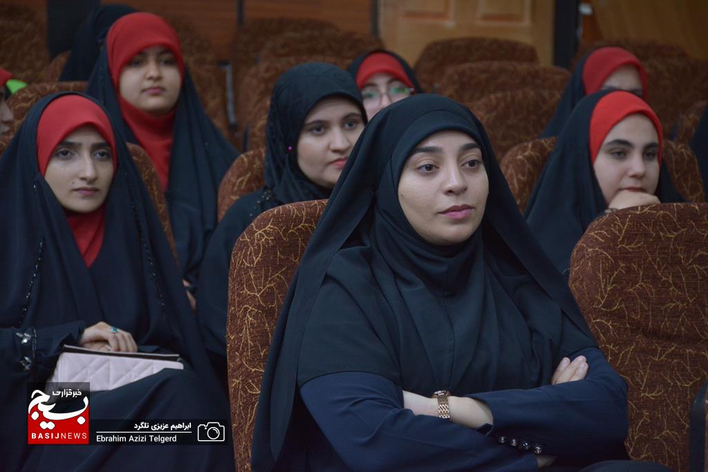 تجلیل از فعالین جبهه فرهنگی و هنری بسیج کهگیلویه‌ و بویراحمد