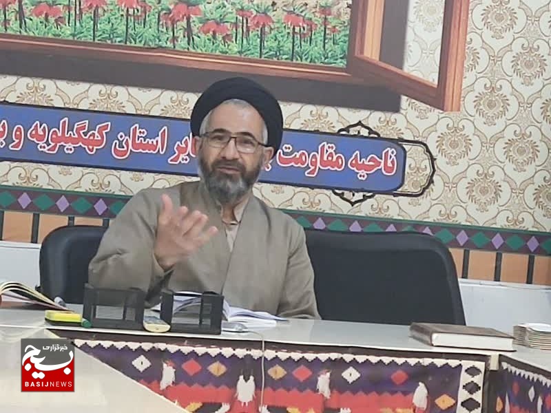 تجلیل از سربازان ناحیه عشایر کهگیلویه و بویراحمد تجلیل از سربازان ناحیه عشایر کهگیلویه و بویراحمد