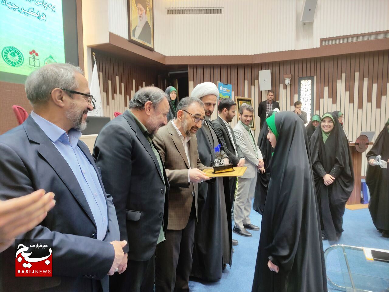 برگزاری آیین شکرانه دانشآموزان «میدان ۱۴ صفر ۲» خراسان رضوی