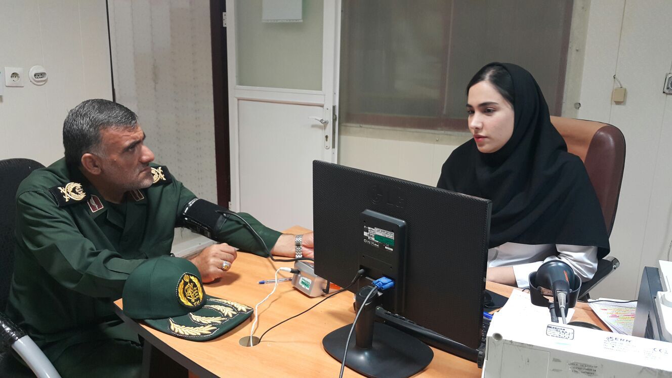 اهدای خون رزمندگان تیپ 48 فتح در آخرین روزهای سال اهدای خون رزمندگان تیپ 48 فتح در آخرین روزهای سال