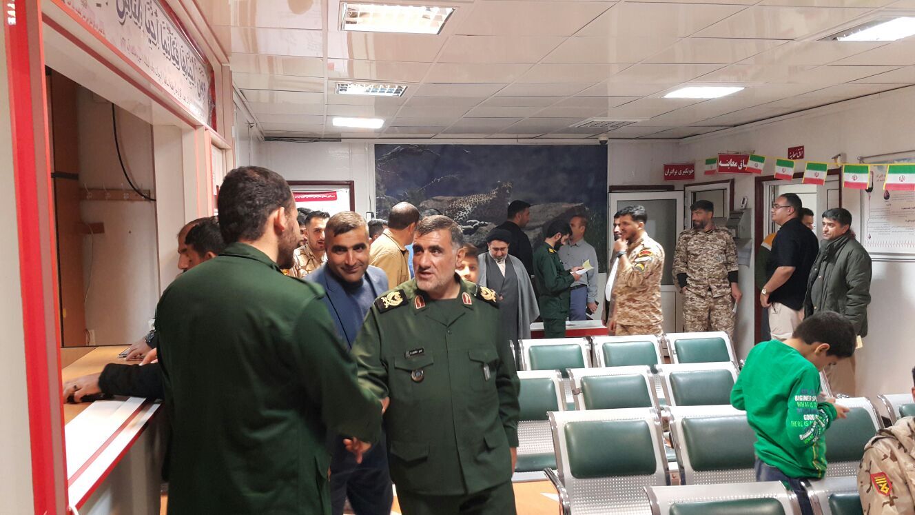 اهدای خون رزمندگان تیپ 48 فتح در آخرین روزهای سال اهدای خون رزمندگان تیپ 48 فتح در آخرین روزهای سال