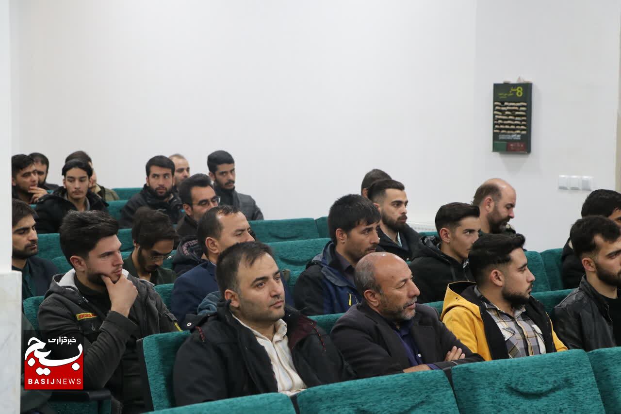 مردم با شرکت در انتخابات سرنوشت خودشان را تعیین کنند مردم با شرکت در انتخابات سرنوشت خودشان را تعیین کنند