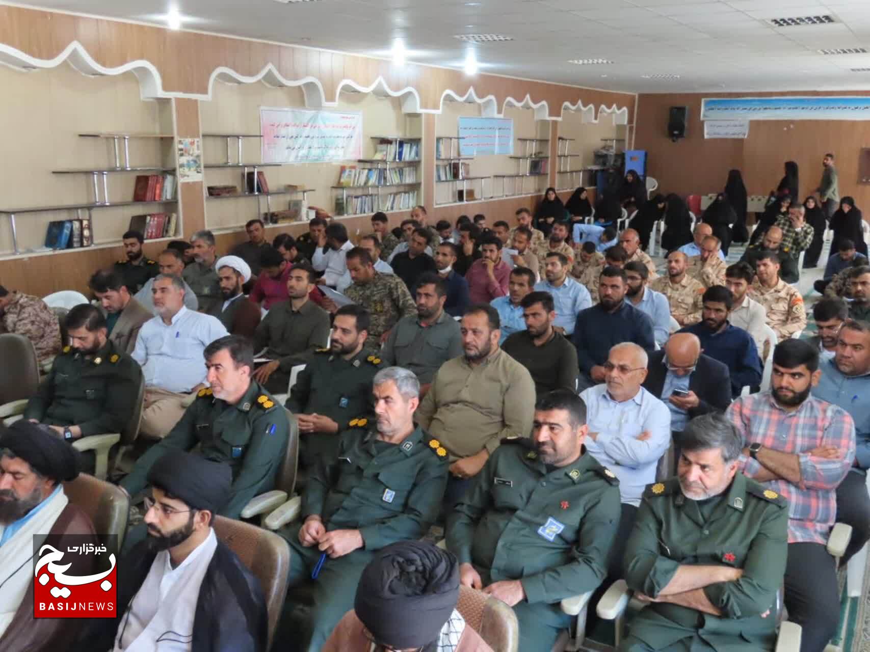 از مربیان عقیدتی سیاسی در باغملک تجلیل بعمل آمد از مربیان عقیدتی سیاسی در باغملک تجلیل بعمل آمد