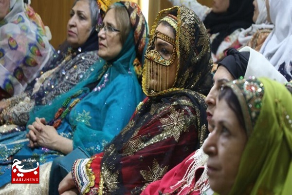 نخستین نشست ملی تخصصی پوشاک اقوام ایرانی نخستین نشست ملی تخصصی پوشاک اقوام ایرانی