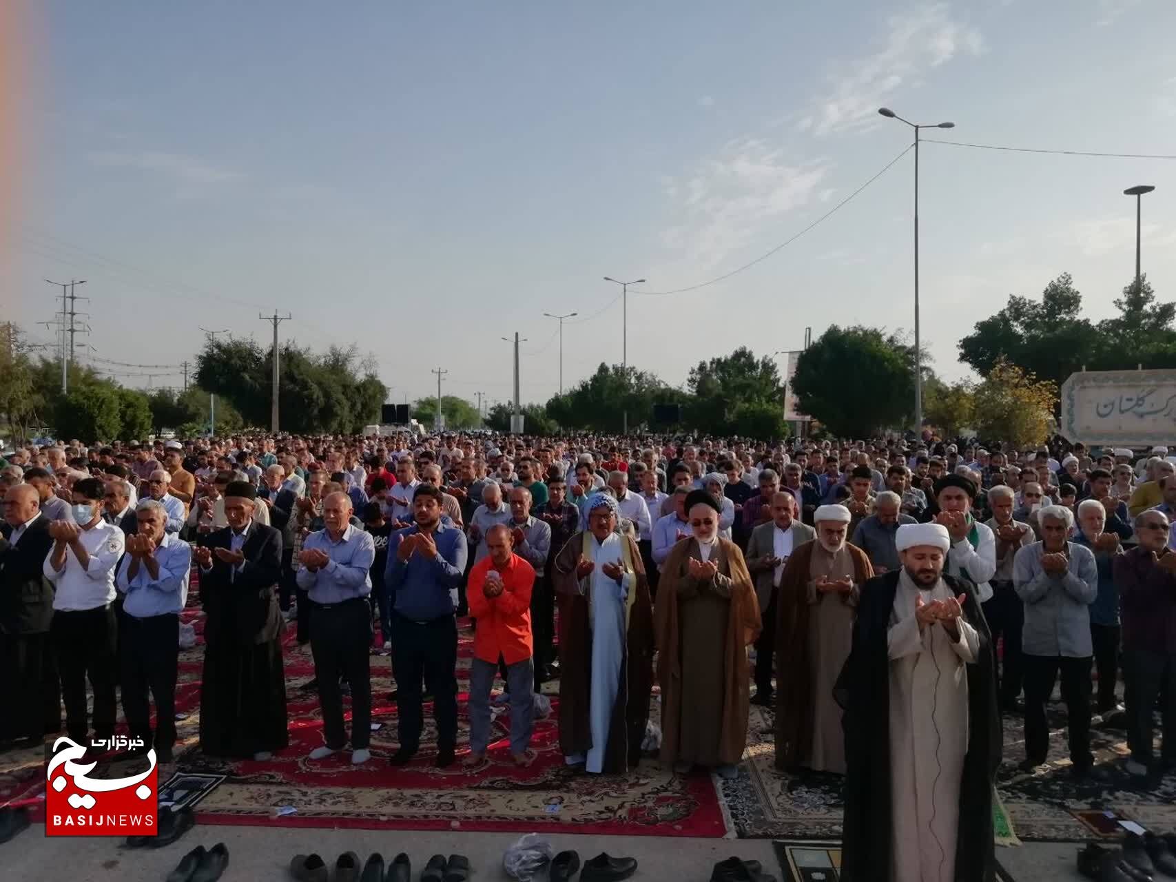 عید بندگی با نماز فطر در گتوند آغاز شد+تصویر عید بندگی با نماز فطر در گتوند آغاز شد+تصویر