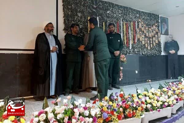 فرمانده جدید حوزه مقاومت ثارالله کنگان معرفی شد فرمانده جدید حوزه مقاومت ثارالله کنگان معرفی شد