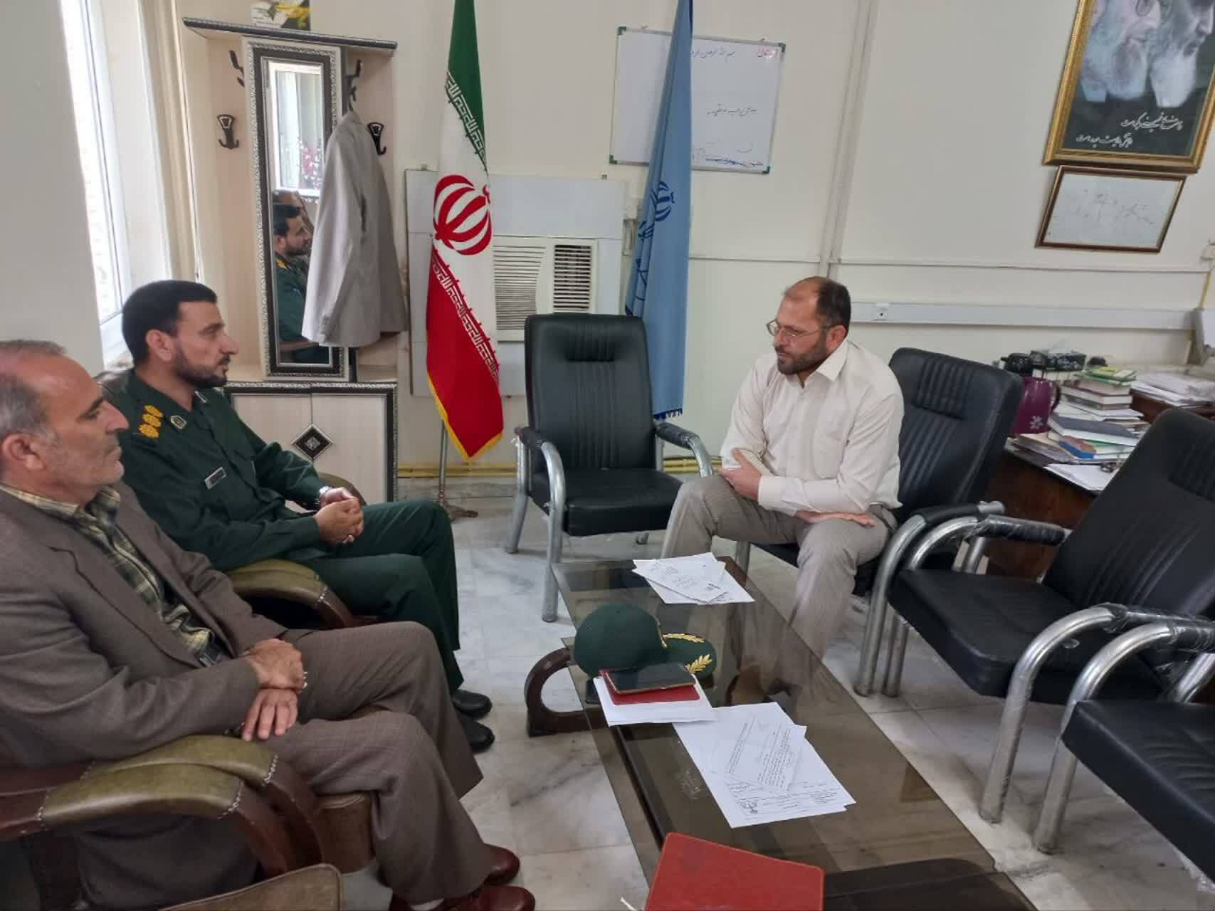 دیدار رییس سازمان بسیج حقوقدانان استان ایلام با رؤسای دادگستری شهرستانهای مهران، آبدانان دیدار رییس سازمان بسیج حقوقدانان استان ایلام با رؤسای دادگستری شهرستانهای مهران، آبدانان