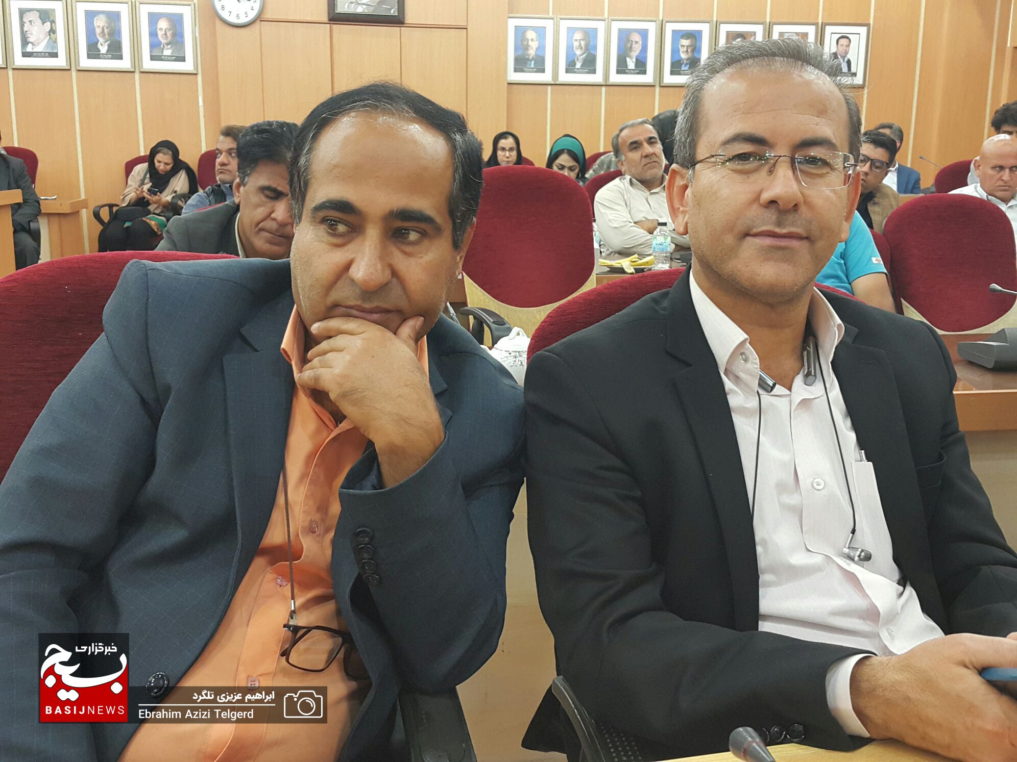 نشست صمیمی هنرمندان با استاندار کهگیلویه و بویراحمد