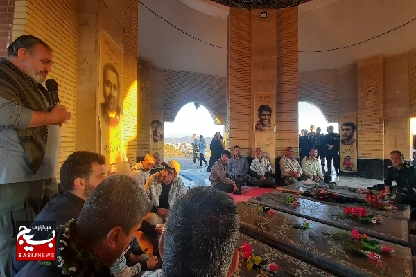 کاروان پیاده راهیان حرم مطهر امام(ره) وارد میانه شد کاروان پیاده راهیان حرم مطهر امام(ره) وارد میانه شد