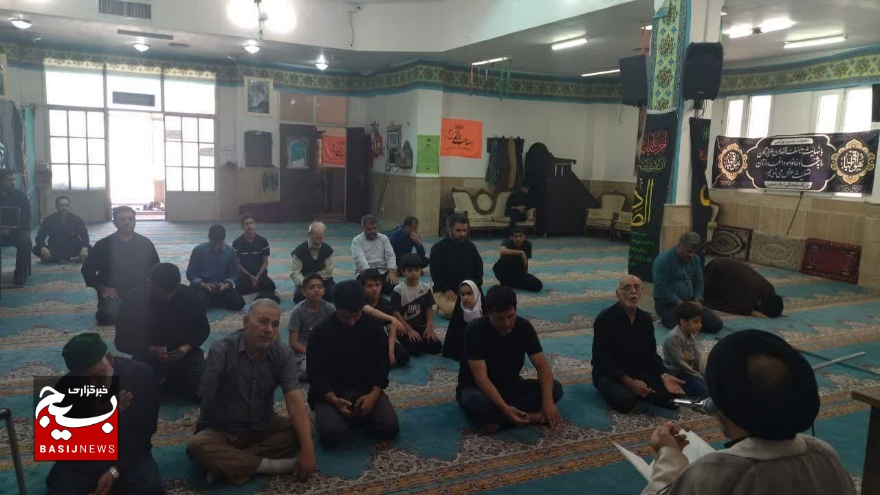 امام صادق(ع) حق بزرگی در توسعه و نشر علوم اسلامی و انسانی دارد امام صادق(ع) حق بزرگی در توسعه و نشر علوم اسلامی و انسانی دارد