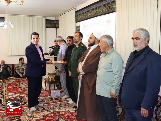 مرزبندی درست با دشمن در فضای مجازی باید در اولویت باشد مرزبندی درست با دشمن در فضای مجازی باید در اولویت باشد