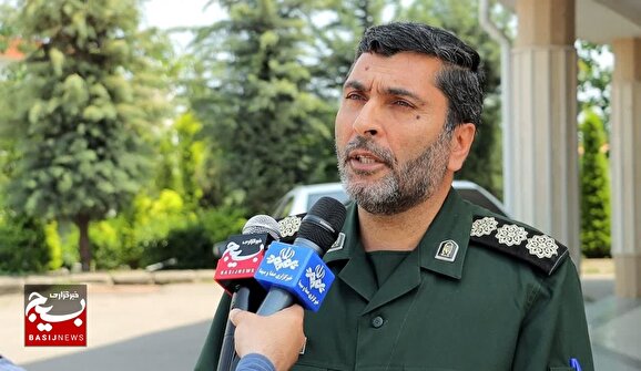 نمایشواره اردیبهشت مقاومت دشمنان را عصبانی کرد نمایشواره اردیبهشت مقاومت دشمنان را عصبانی کرد