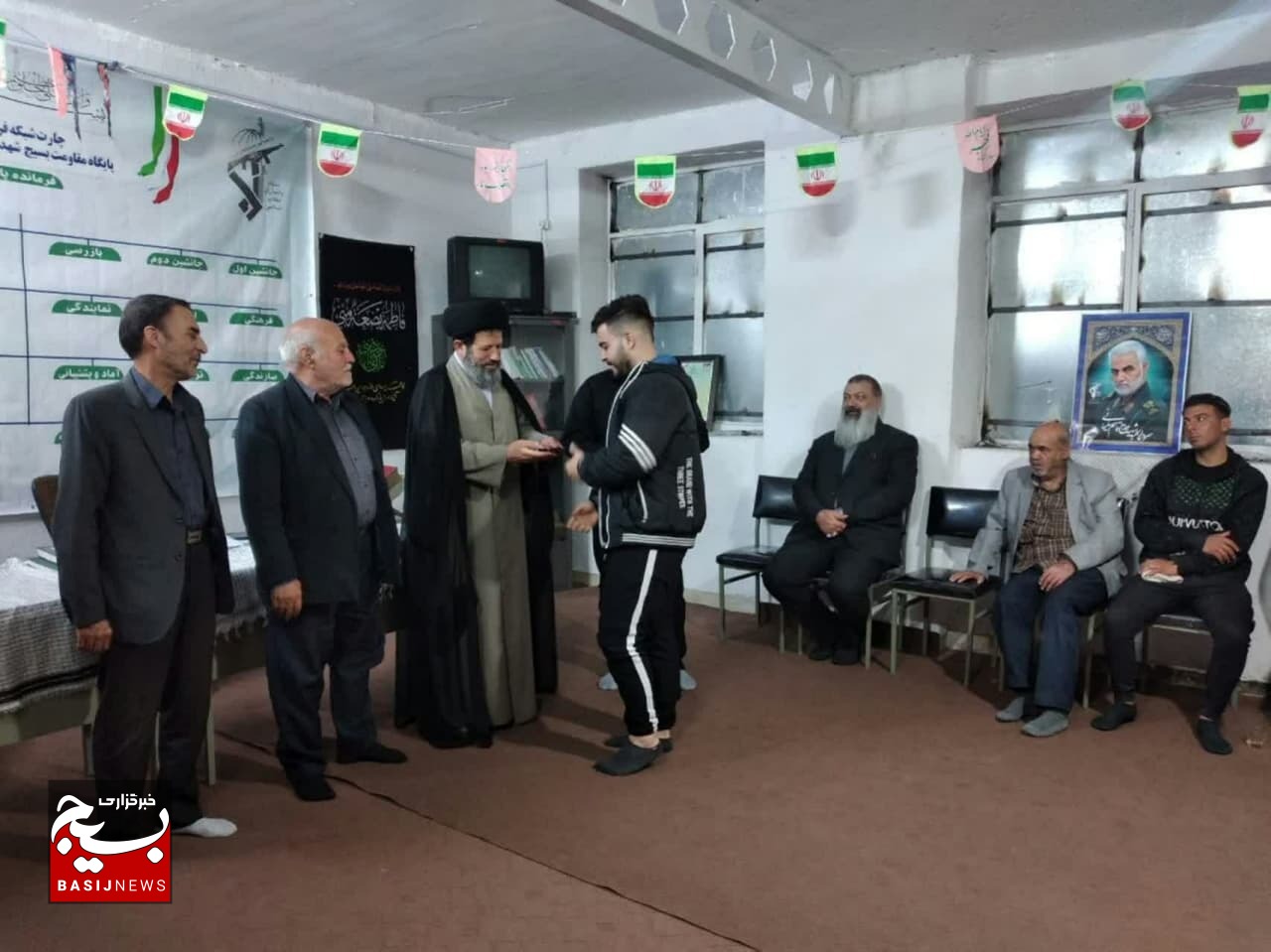 شورای فرماندهی پایگاه مقاومت بسیج شهدای روستای راهجرد قم معارفه شدند شورای فرماندهی پایگاه مقاومت بسیج شهدای روستای راهجرد قم معارفه شدند