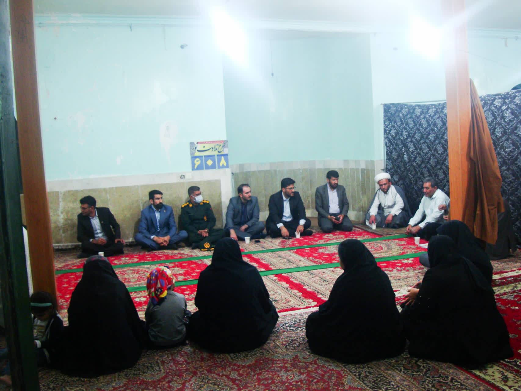 میز خدمت حقوقدانان بسیجی به روستای سرآبتاوه یاسوج رسید میز خدمت حقوقدانان بسیجی به روستای سرآبتاوه یاسوج رسید