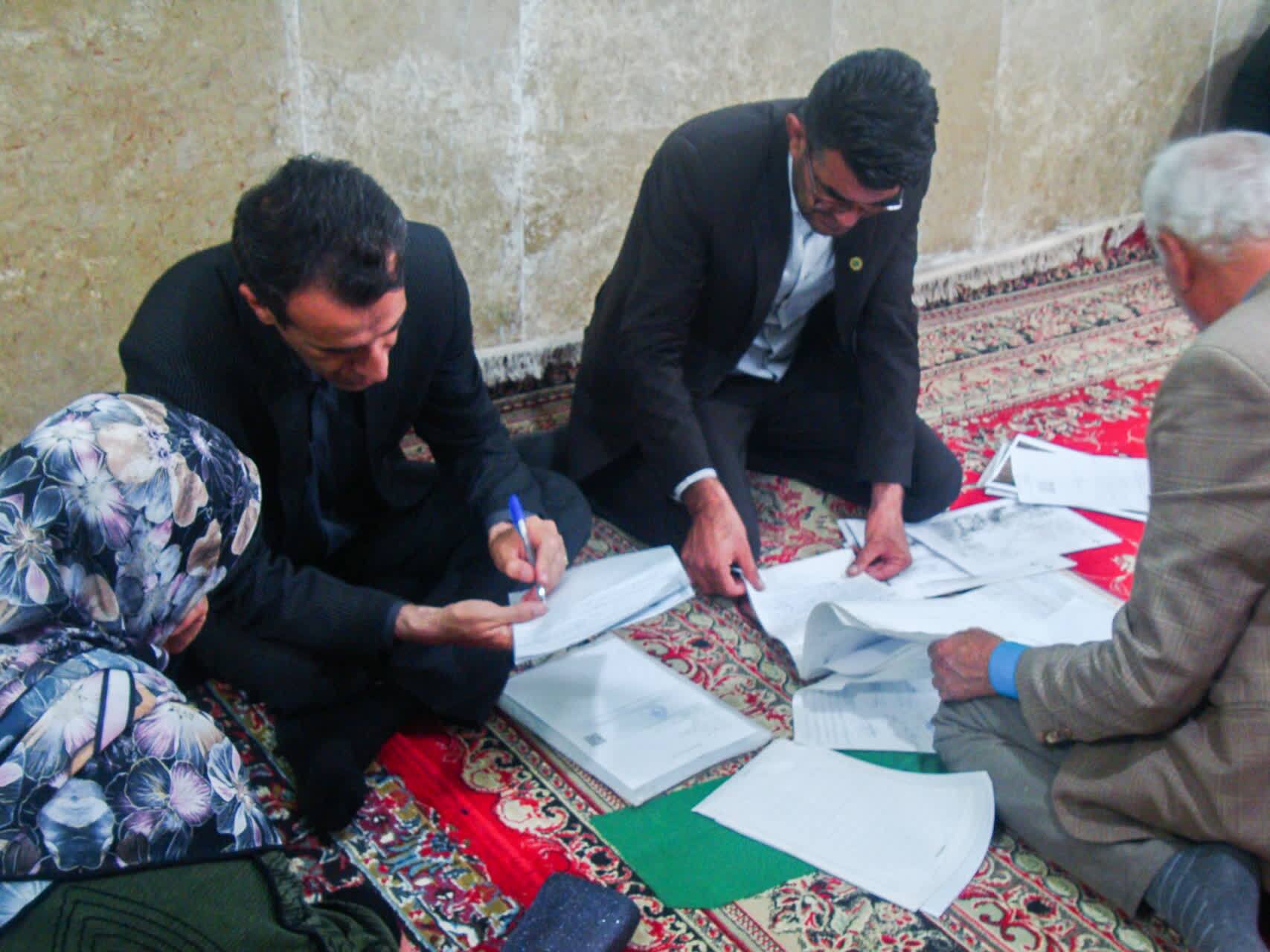 میز خدمت حقوقدانان بسیجی به روستای سرآبتاوه یاسوج رسید میز خدمت حقوقدانان بسیجی به روستای سرآبتاوه یاسوج رسید