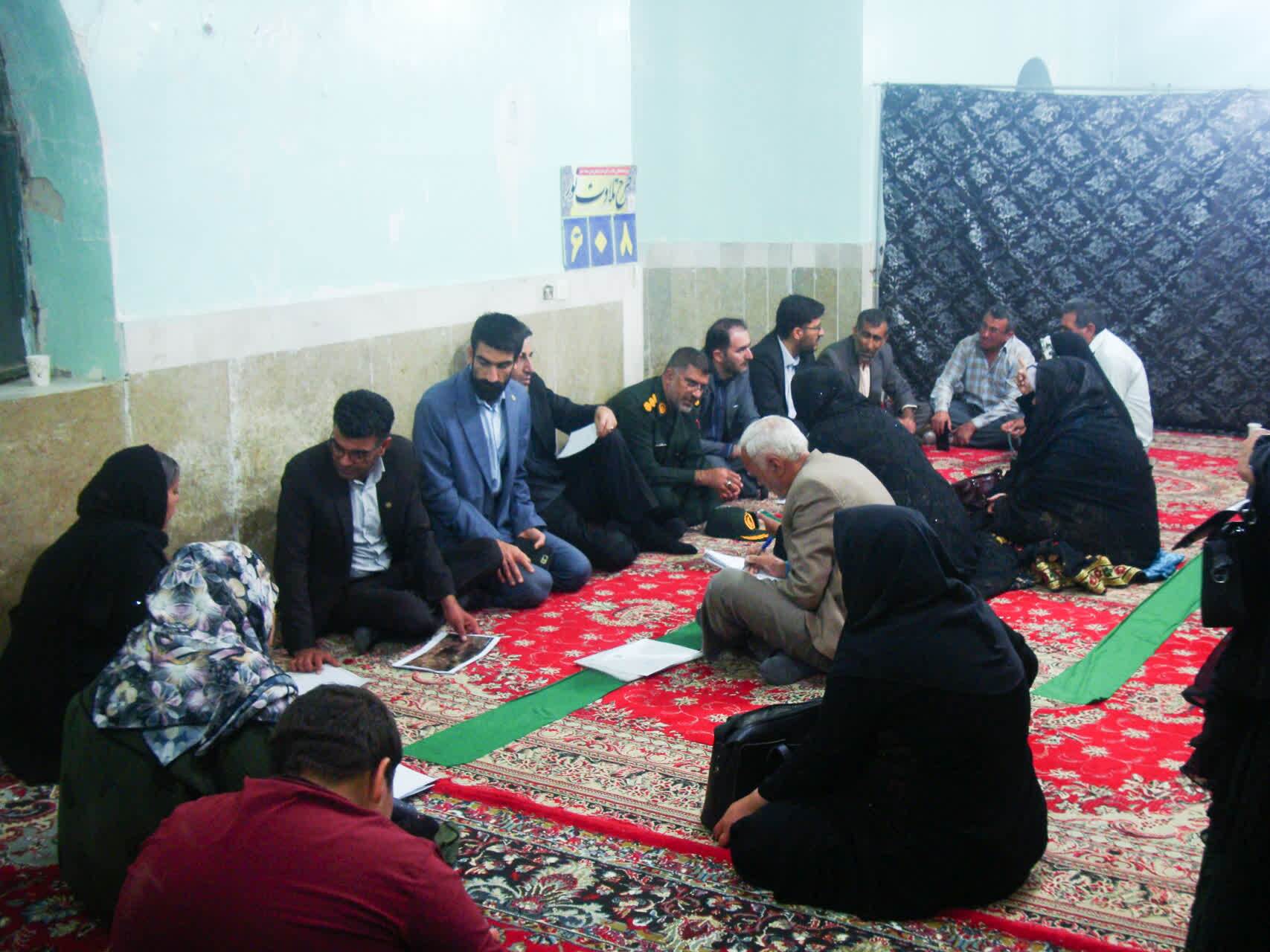 میز خدمت حقوقدانان بسیجی به روستای سرآبتاوه یاسوج رسید میز خدمت حقوقدانان بسیجی به روستای سرآبتاوه یاسوج رسید