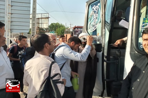 بسیجیان فارس برای تجدید میثاق با رهبری و شرکت در مراسم سالگرد امام امت راهی تهران شدند