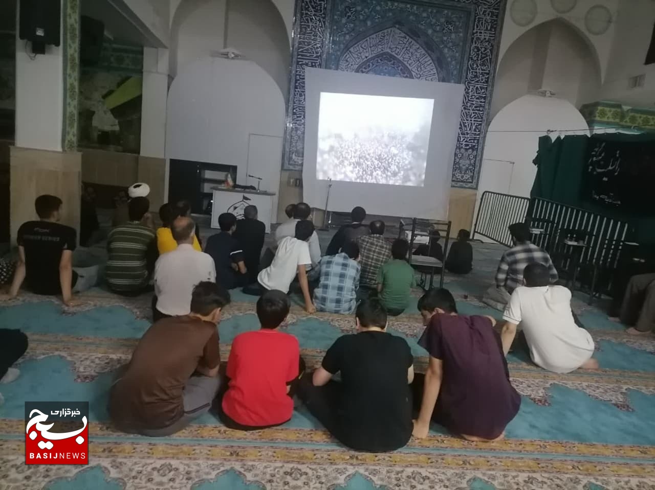 مراسم سالگرد ارتحال حضرت امام خمینی«ره» در مسجد امام حسین«ع» منطقه پردیسان مراسم سالگرد ارتحال حضرت امام خمینی«ره» در مسجد امام حسین«ع» منطقه پردیسان
