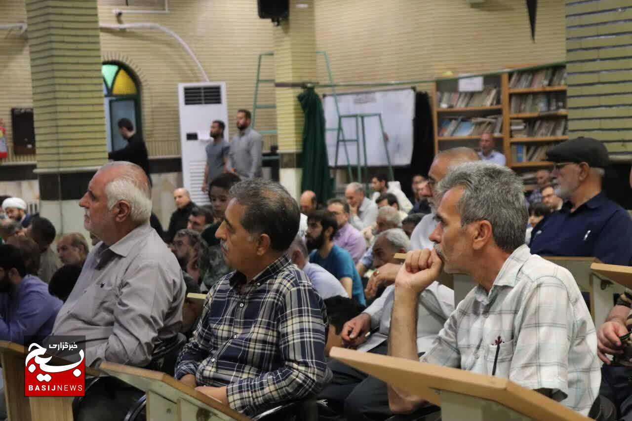 برگزاری مراسم گرامیداشت سالگرد ارتحال ملکوتی امام خمینی (ره) و شهدای ۱۵ خرداد برگزاری مراسم گرامیداشت سالگرد ارتحال ملکوتی امام خمینی (ره) و شهدای ۱۵ خرداد