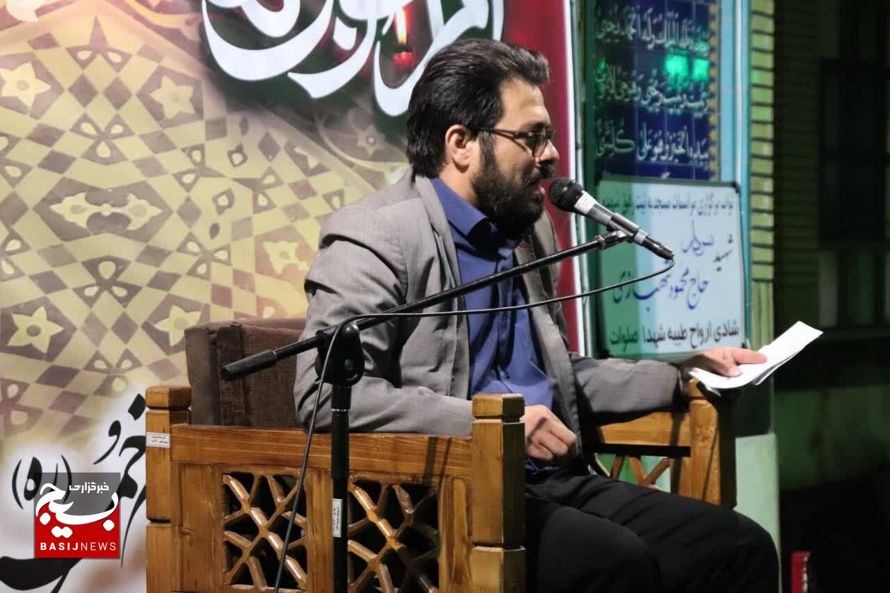 برگزاری مراسم گرامیداشت سالگرد ارتحال ملکوتی امام خمینی (ره) و شهدای ۱۵ خرداد برگزاری مراسم گرامیداشت سالگرد ارتحال ملکوتی امام خمینی (ره) و شهدای ۱۵ خرداد