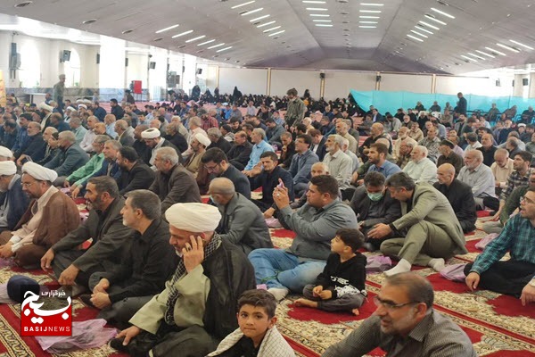تفکر غربی به دنبال محو همه ارزشهای دینی و انقلابی است تفکر غربی به دنبال محو همه ارزشهای دینی و انقلابی است