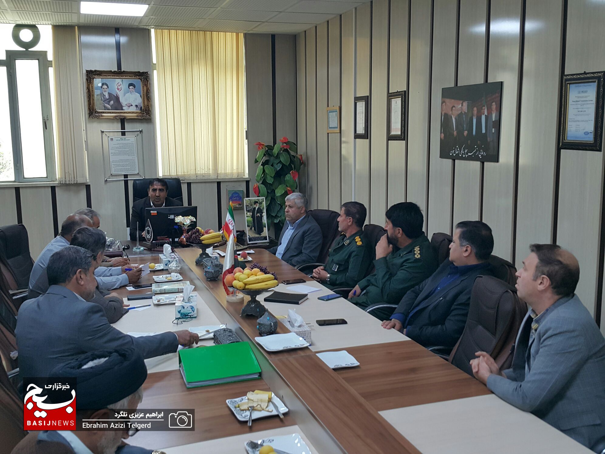 بررسی رفع مشکلات و هماهنگی جهت تجلیل از اهداکنندگان حوزه انتقال خون کهگیلویه و بویراحمد