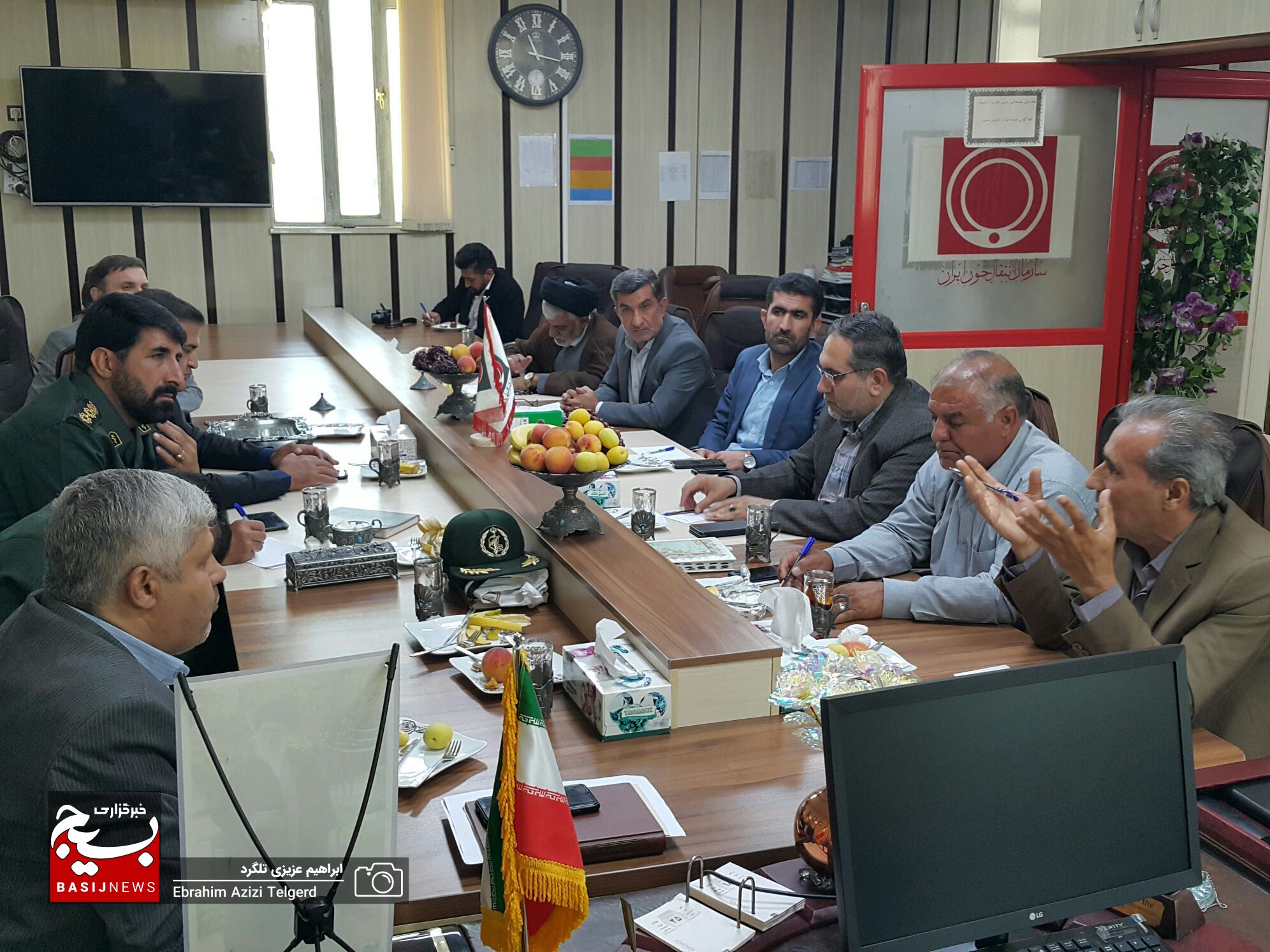 بررسی رفع مشکلات و هماهنگی جهت تجلیل از اهداکنندگان حوزه انتقال خون کهگیلویه و بویراحمد
