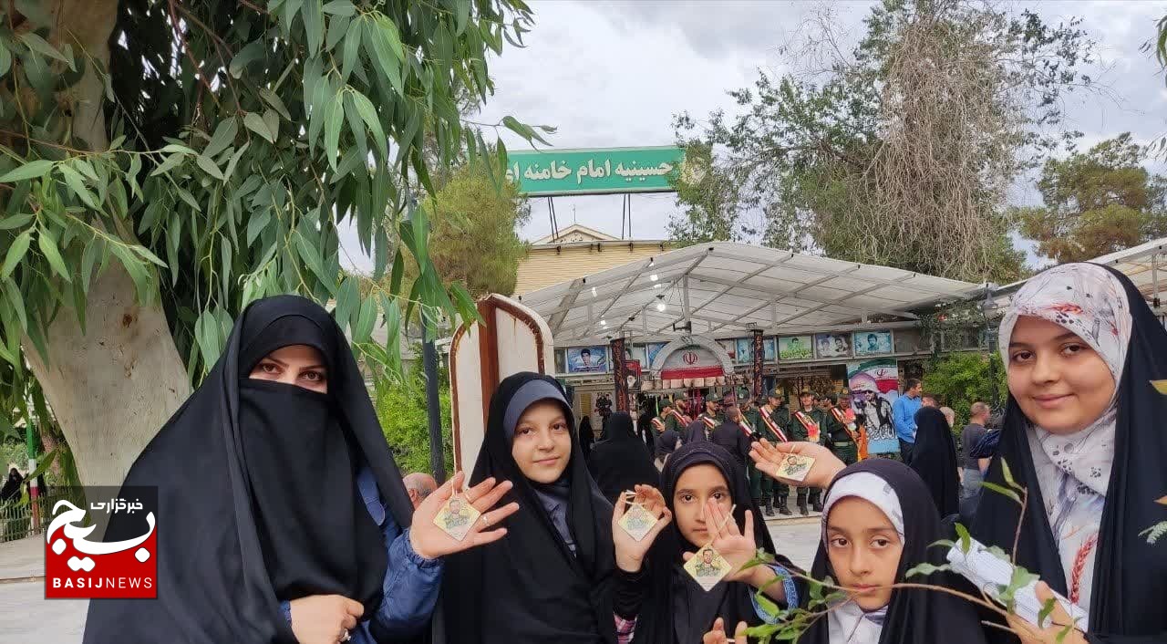 گرامیداشت هفتمین سالگرد شهید مدافع حرم «مهدی طهماسبی»در قم برگزار شد گرامیداشت هفتمین سالگرد شهید مدافع حرم «مهدی طهماسبی»در قم برگزار شد