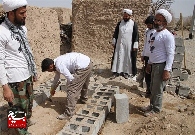 خدمت رسانی گروه های جهادی به ارتقای ایمان و امید جامعه کمک کرده است خدمت رسانی گروه های جهادی به ارتقای ایمان و امید جامعه کمک کرده است