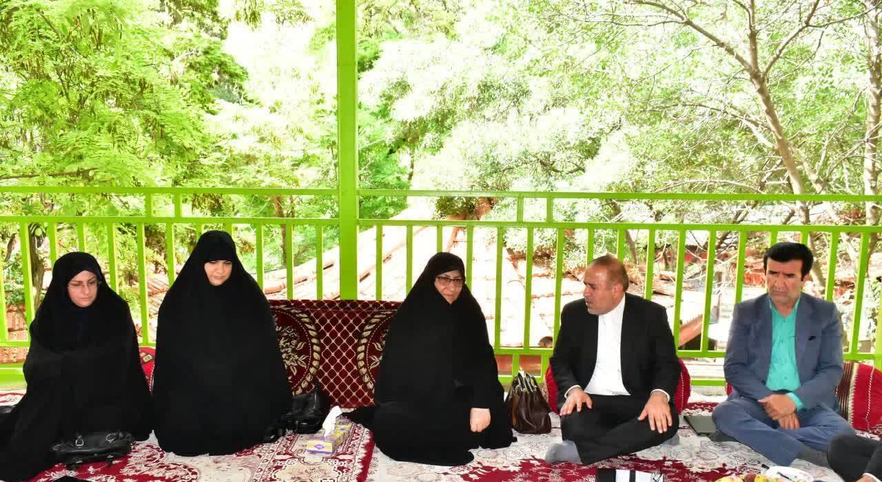 تبیین قوانین به منظور اقناع سازی ایثارگران ضروری است
