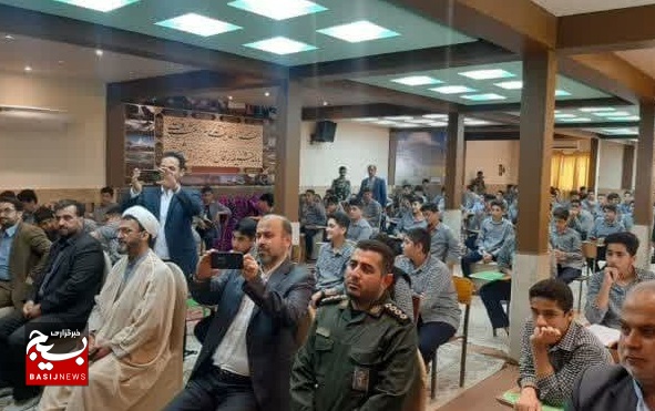 زنگ ایثار و مقاومت در هزار سنگر به صدا در آمد زنگ ایثار و مقاومت در هزار سنگر به صدا در آمد