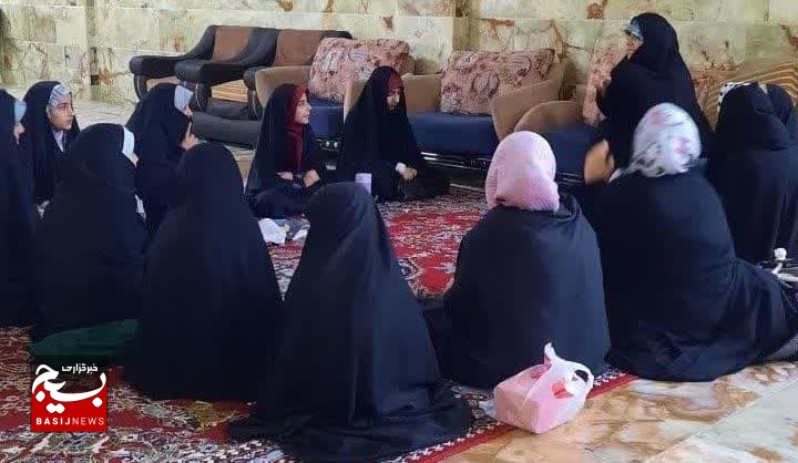 کافه گفتگو دهه هشتادیهای پایگاه ریحانةالرسول قم با موضوع زندگی عفیفانه کافه گفتگو دهه هشتادیهای پایگاه ریحانةالرسول قم با موضوع زندگی عفیفانه