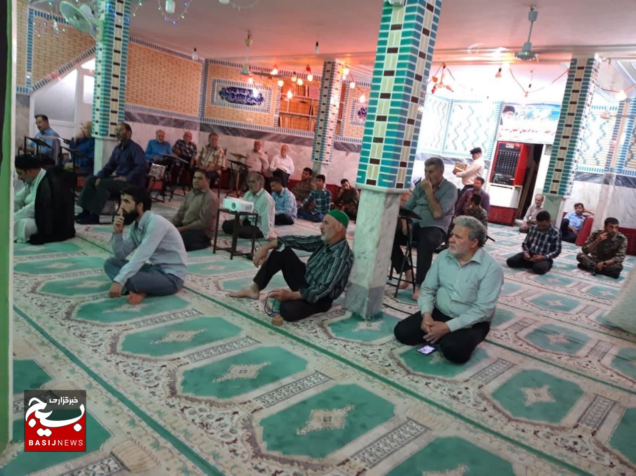 ویژهبرنامه سالروز آزادسازی خرمشهر در پایگاه شهید غلامپور قم برگزار شد ویژهبرنامه سالروز آزادسازی خرمشهر در پایگاه شهید غلامپور قم برگزار شد