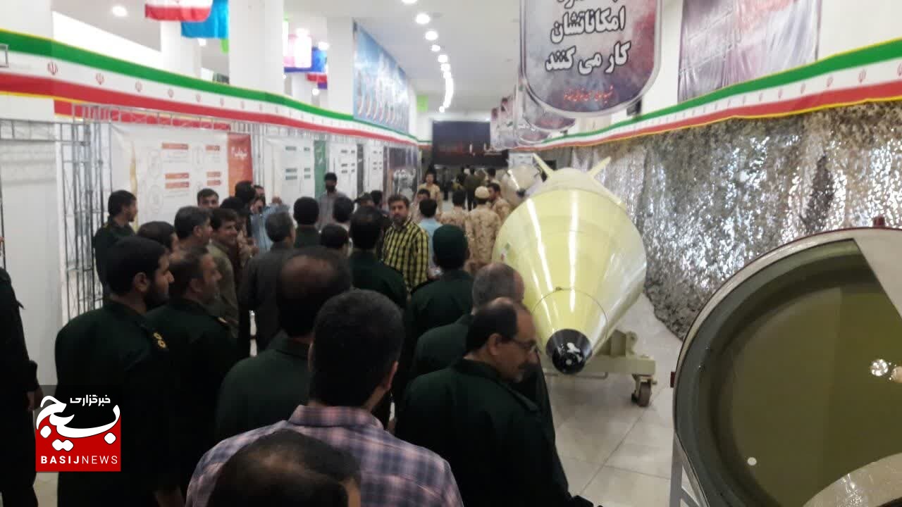خودباوری ملی و احساس غرور در بازدید از نمایشگاه « آسمان اقتدار» خودباوری ملی و احساس غرور در بازدید از نمایشگاه « آسمان اقتدار»