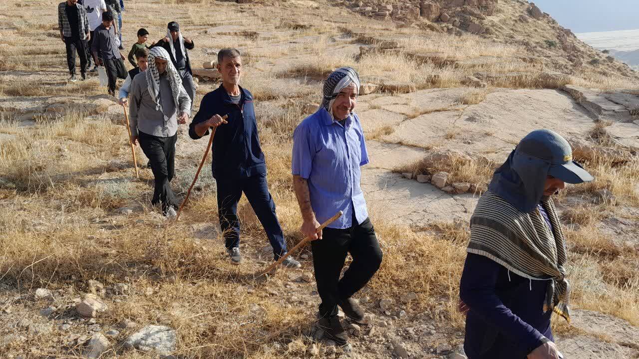 همایش کوه پیمایی وصعود به قله نادر شهرستان بهمئی به مناسبت سوم خرداد همایش کوه پیمایی وصعود به قله نادر شهرستان بهمئی به مناسبت سوم خرداد