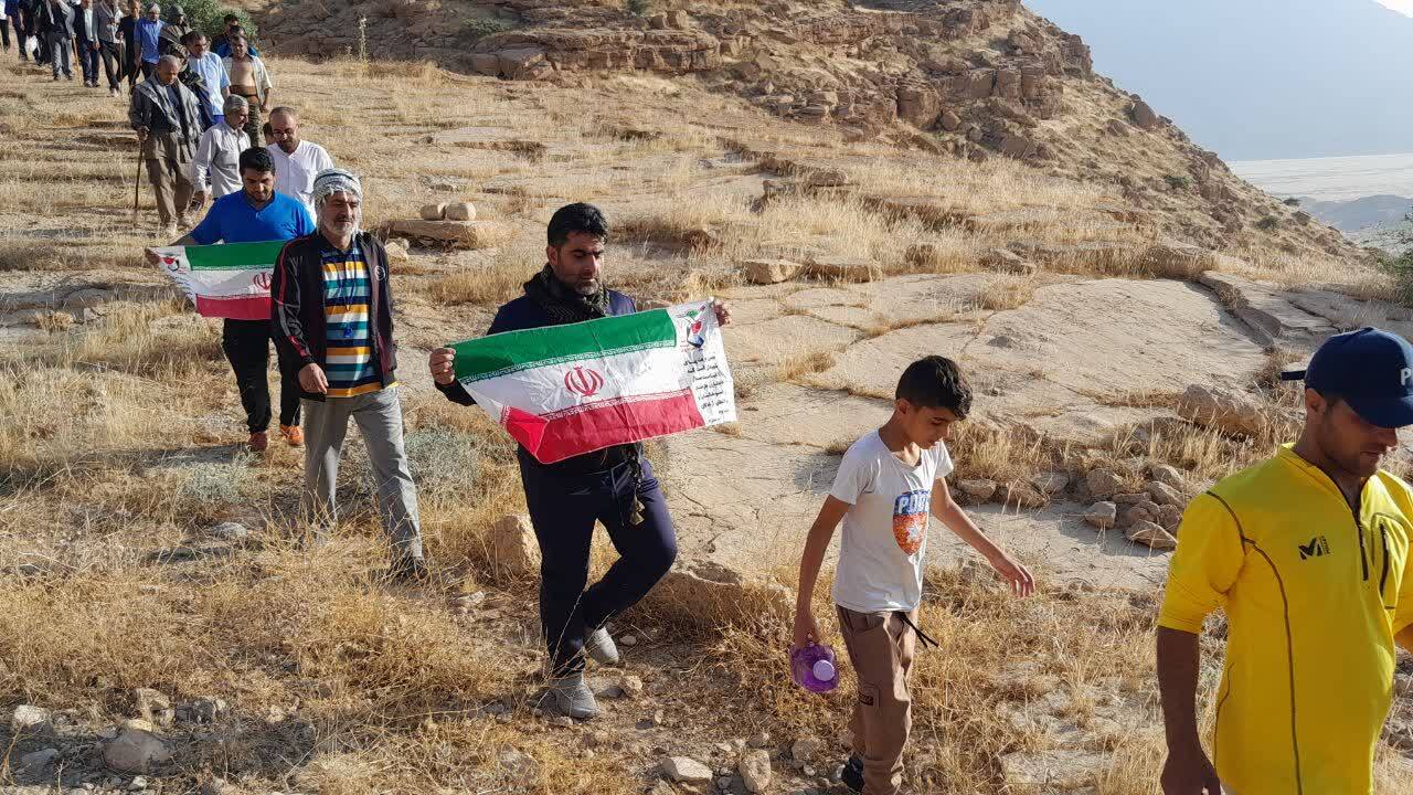 همایش کوه پیمایی وصعود به قله نادر شهرستان بهمئی به مناسبت سوم خرداد همایش کوه پیمایی وصعود به قله نادر شهرستان بهمئی به مناسبت سوم خرداد
