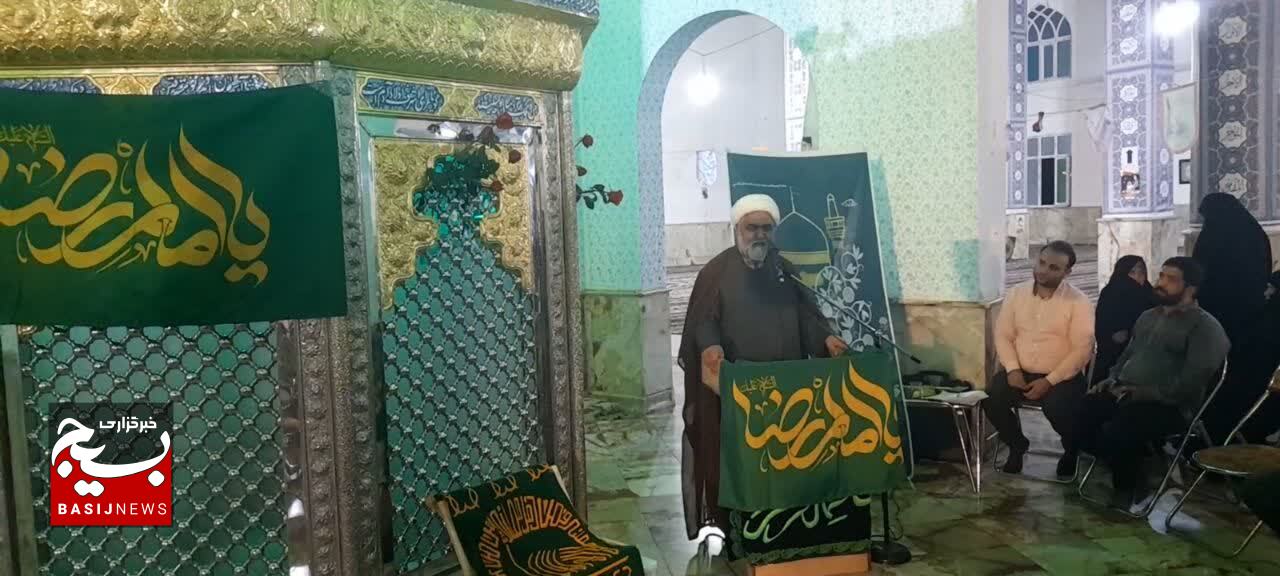 برگزاری محفل شعر آئینی امام رضایی در شهرستان قدس برگزاری محفل شعر آئینی امام رضایی در شهرستان قدس