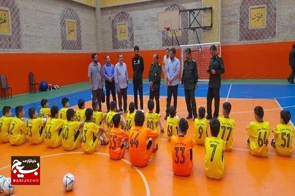 بازدید فرمانده سپاه فجر از مجموعه فرهنگی ورزشی امام مهدی (عج) بازدید فرمانده سپاه فجر از مجموعه فرهنگی ورزشی امام مهدی (عج)