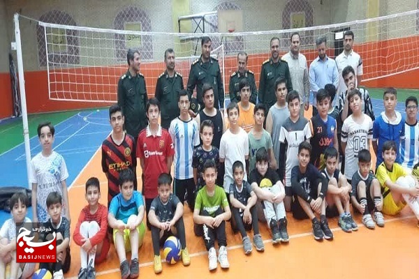 بازدید فرمانده سپاه فجر از مجموعه فرهنگی ورزشی امام مهدی (عج) بازدید فرمانده سپاه فجر از مجموعه فرهنگی ورزشی امام مهدی (عج)