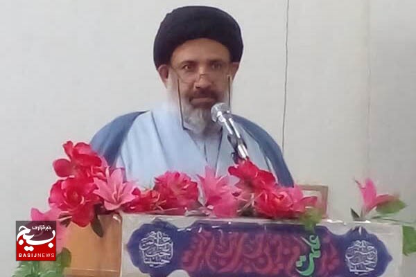 رسالت نمایندگی ولی فقیه در سپاه ارتقاء سطح نگرشی کارکنان است رسالت نمایندگی ولی فقیه در سپاه ارتقاء سطح نگرشی کارکنان است