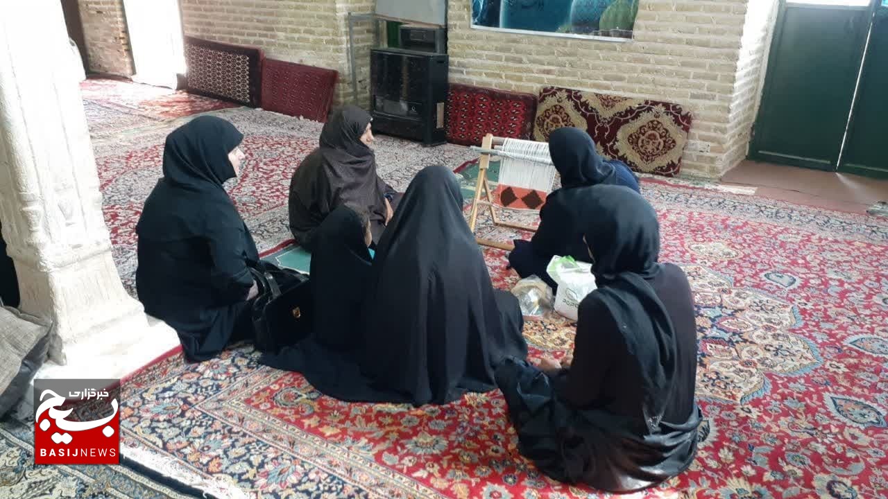 خدمات جهادی بسیجیان حوزهام ابیها«س» در بخش قنوات قم خدمات جهادی بسیجیان حوزهام ابیها«س» در بخش قنوات قم