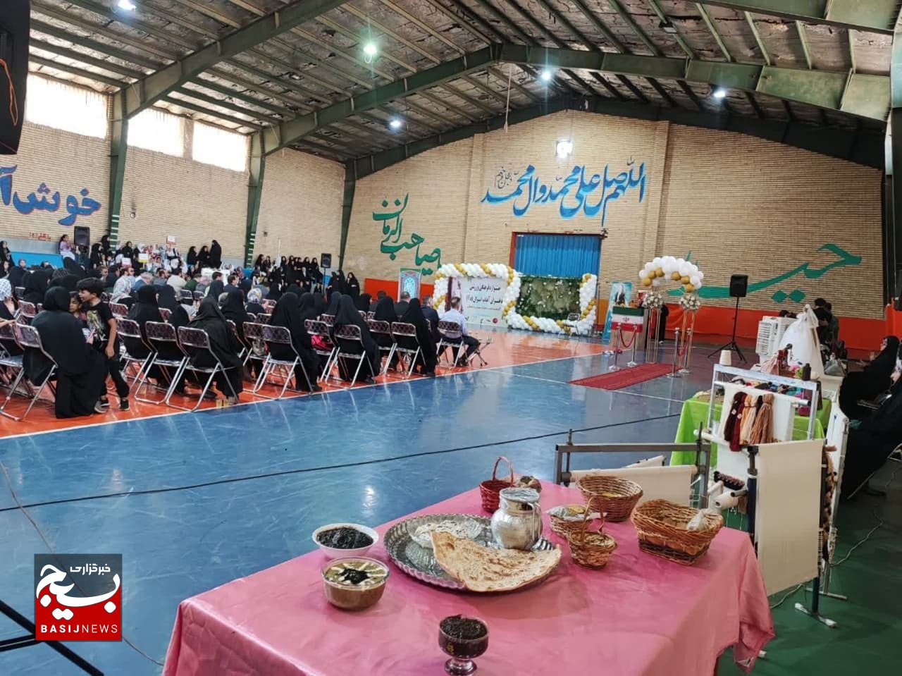 جشنواره فرهنگی ورزشی دختران آفتاب در روستای صرم قم/ برپایی نمایشگاه مشاغل بانوان روستایی جشنواره فرهنگی ورزشی دختران آفتاب در روستای صرم قم/ برپایی نمایشگاه مشاغل بانوان روستایی