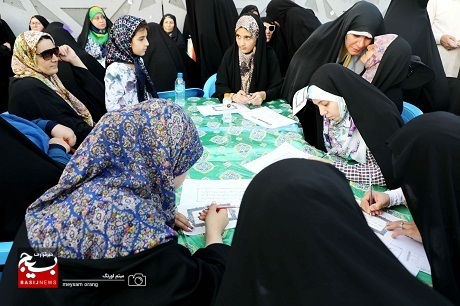 اجتماع بزرگ مردمی عفاف و حجاب در میدان آیینی امام حسین علیه السلام